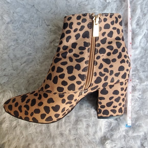 Chunky Heel Bootie in Cheetah Print - Picture 3 of 7